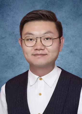 Dr Viven Lu